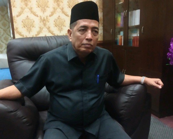 Asri Auzar Said that, There is a Member of the Riau Legislative Council ...