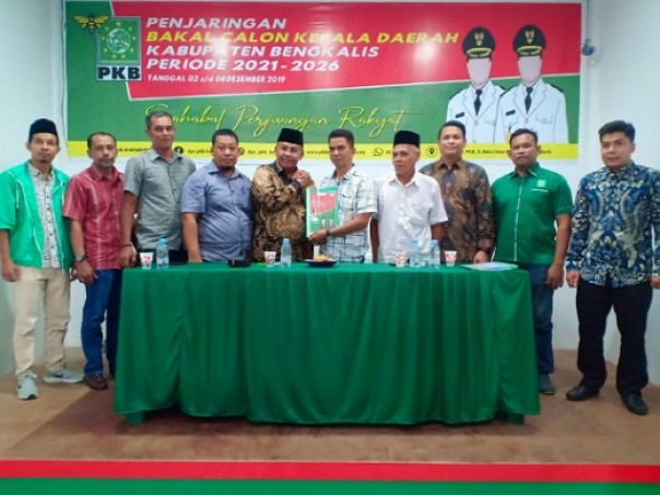 Masuri Returns Candidate Form for Election in 2020 to DPC PKB Bengkalis