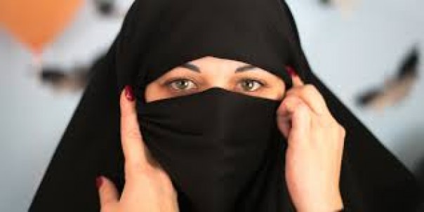 The regent of NTB is requiring civil servants to wear the niqab amid the COVID-19 pandemic